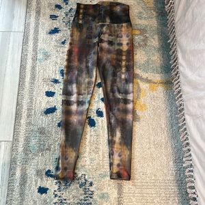 Onzie high waisted earthy leggings
